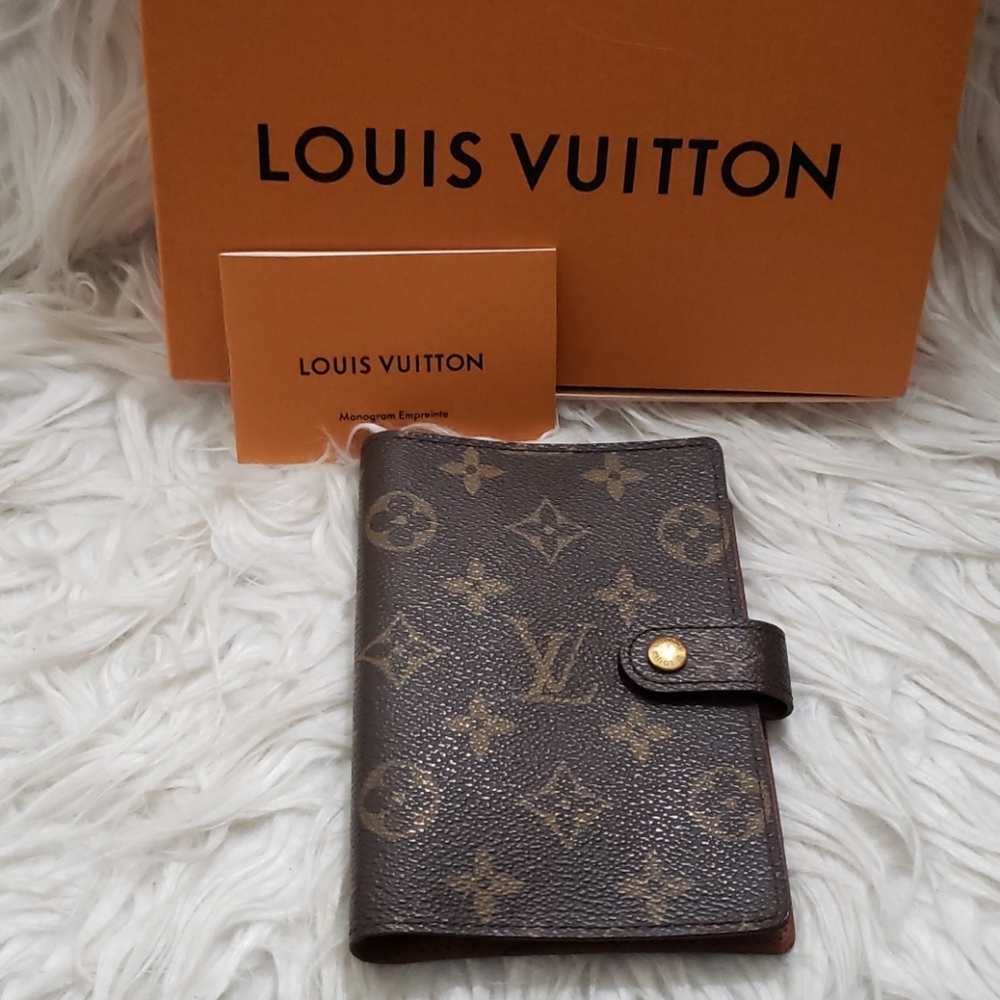 Louis Vuitton Agenda monogrqm
